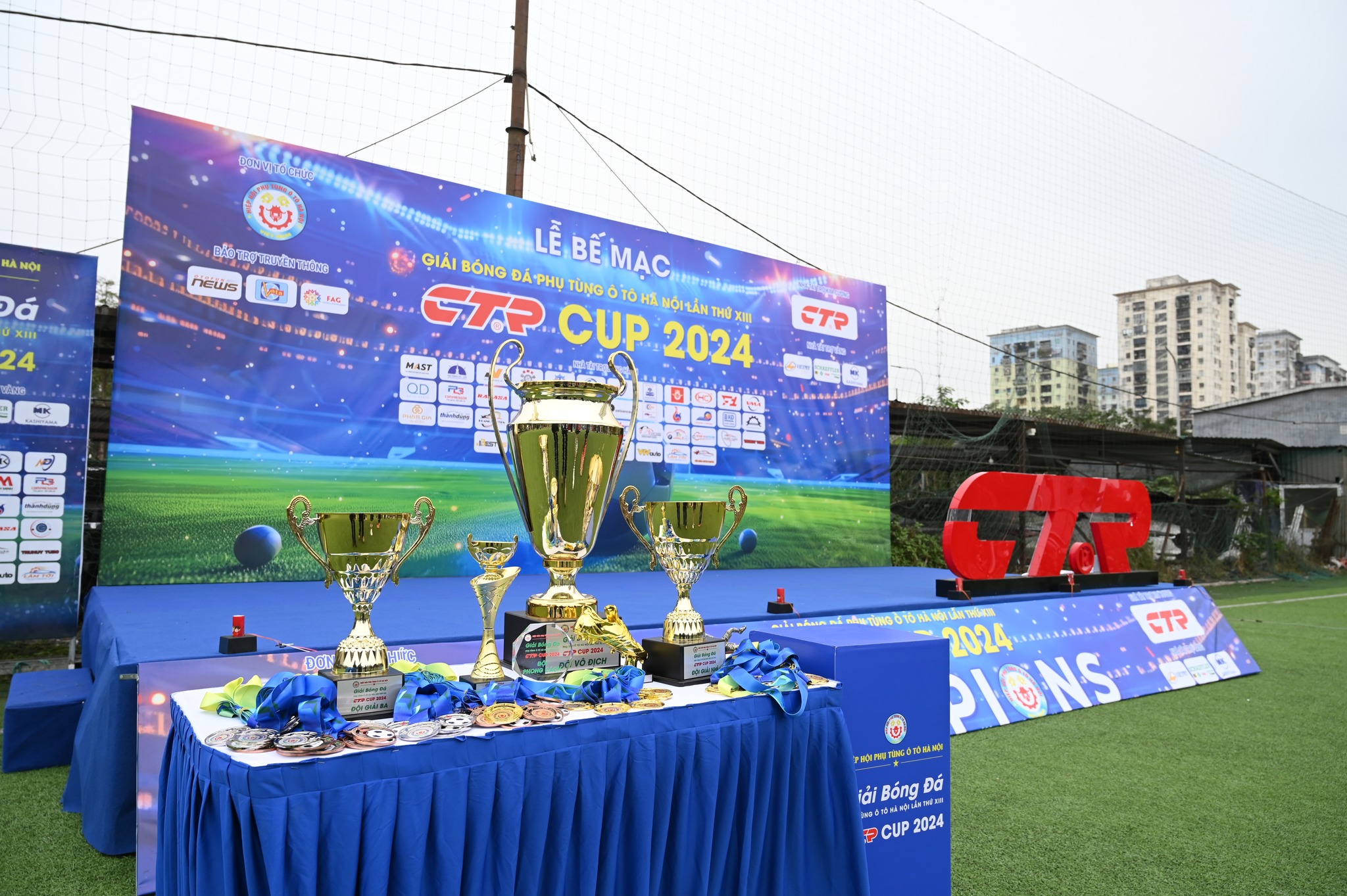 Hình ảnh Lễ bế mạc của giải bóng đá phụ tùng ô tô - CTR CUP 2024