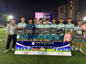 MACUSS TRAO QUÀ ĐẾN CÁC ĐỘI BÓNG